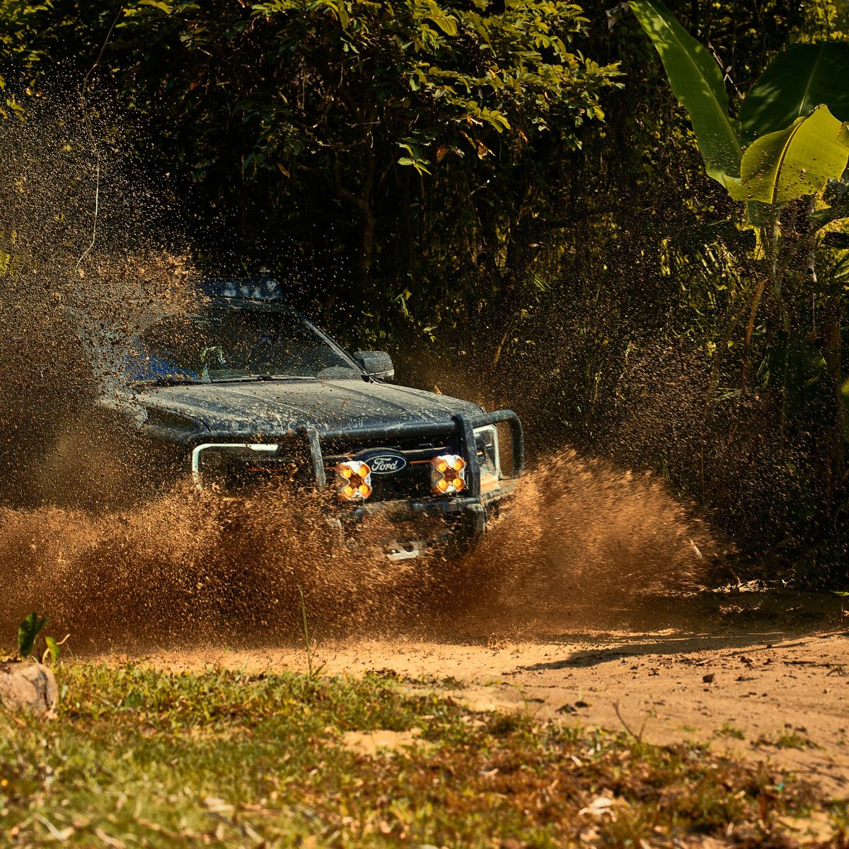 Unidades LED de 6" serie HALO con par de sistema de kit de luces dobles DRL de 66 W