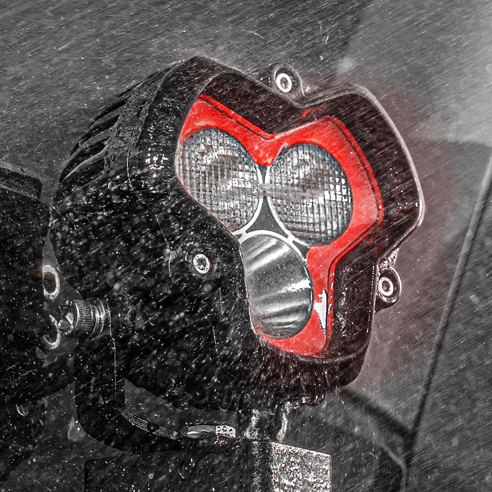 HALO SE Pod Lights With Red DRL