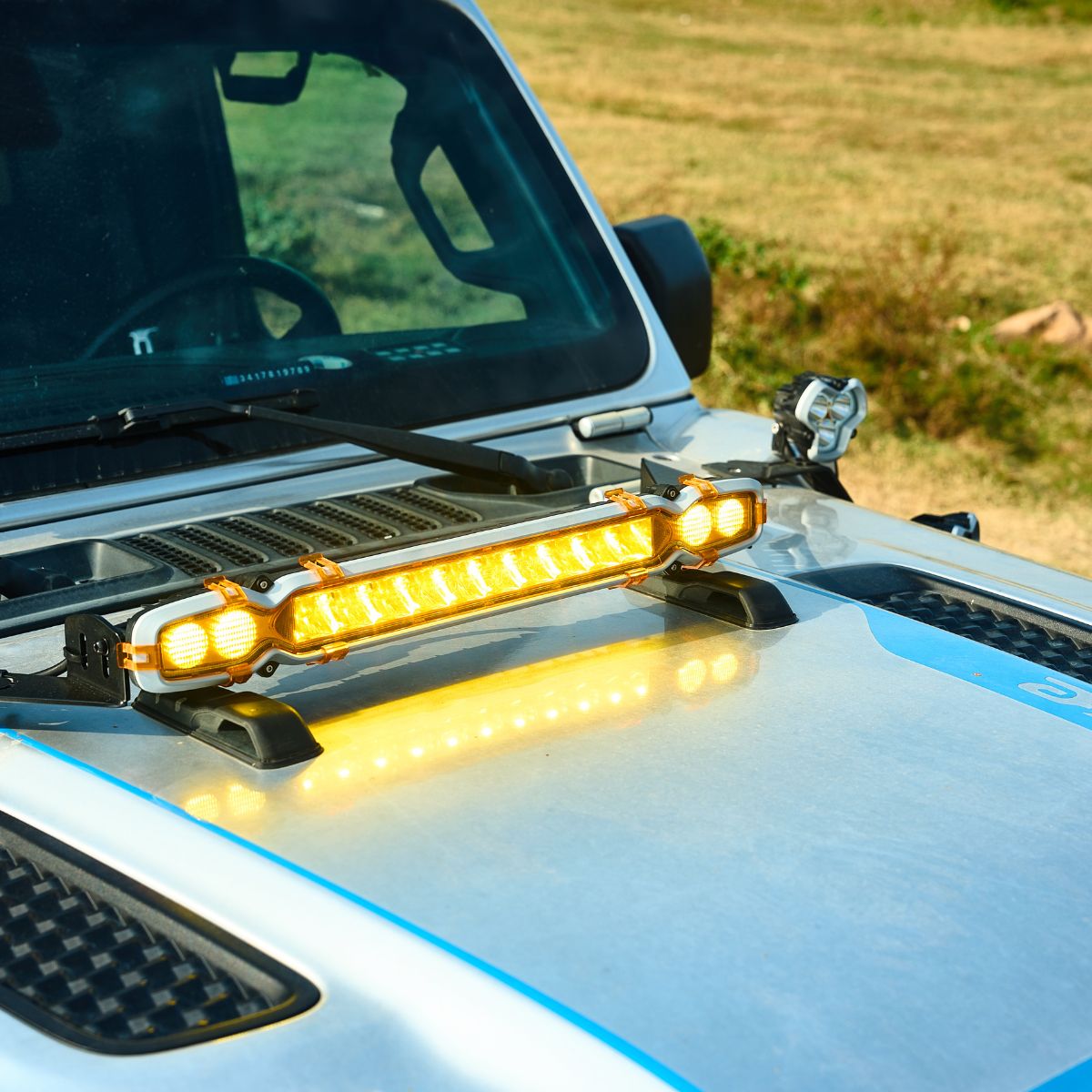 HALO Pro Series 20-inch LED Light Bar with Dynamic DRL Modes - NOVSIGHT
