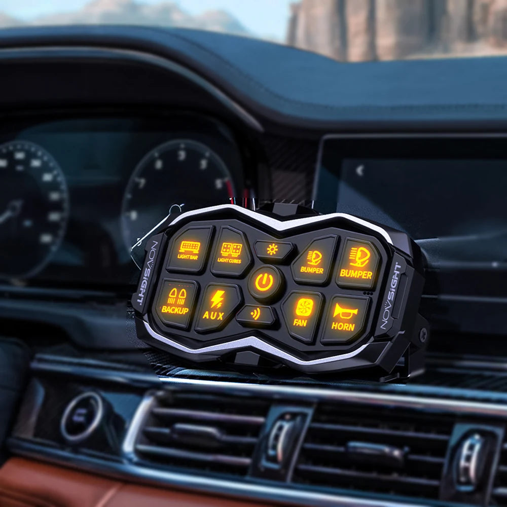 The voice multi-channel switch panel of Novsight is installed on the center console of the car.